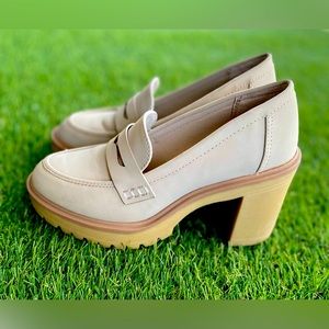 Dolce vita platform loafer.   Super cute super comfy